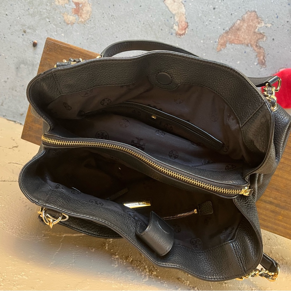 Tory Burch Black Leather Shoulder Bag - Picture 9 of 12